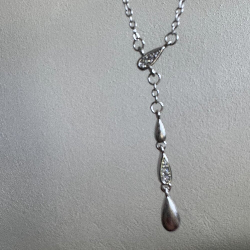 925 Sterling Silver Teardrop Pendant Necklace – Elegant Drop Design - Picture 4 of 10